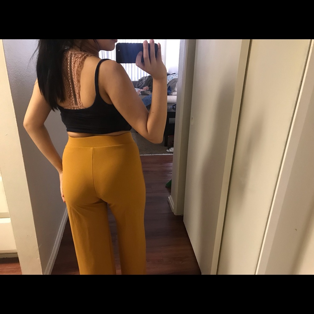 Loose pants